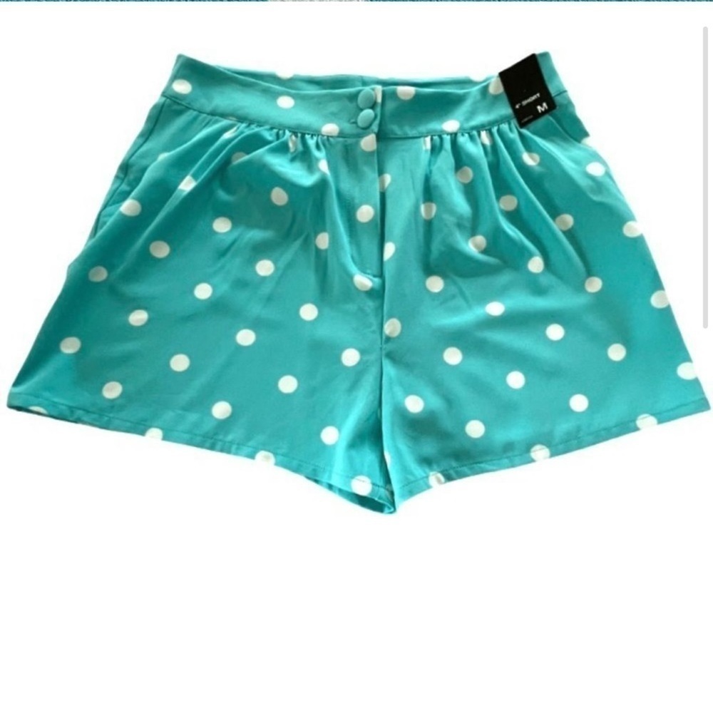 NY & Co 7th Avenue Designs Polka Dotted Stretch Shorts NWT Size 4